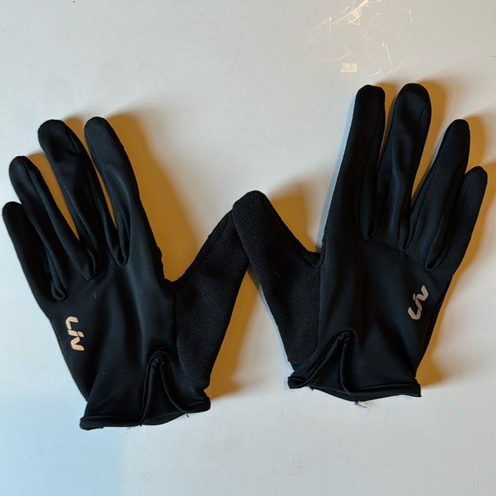 Women’s Liv cycling gloves